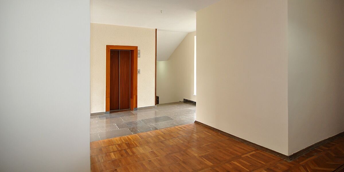 holl_lift_1