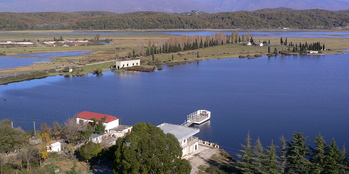 Озеро Инкит